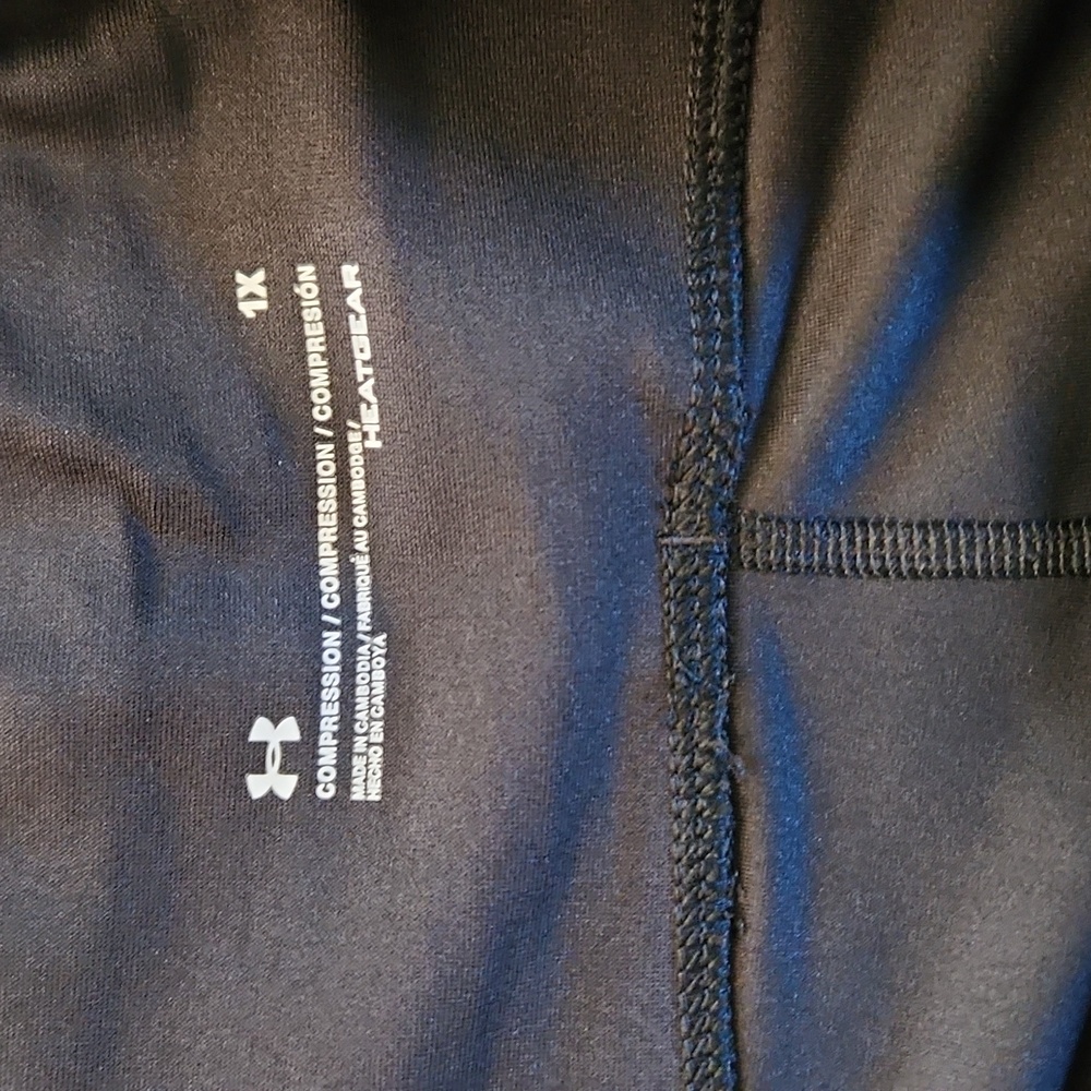 Under Armour Women Capri Leggings - Picture 2 of 2